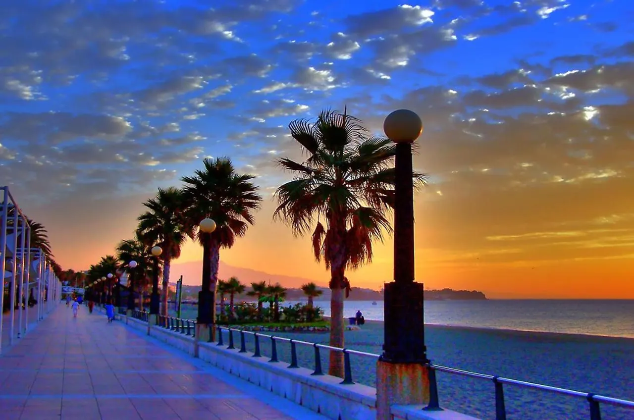 Apartment Maite Apartment-Coastal Refuge Next To The Beach Estepona